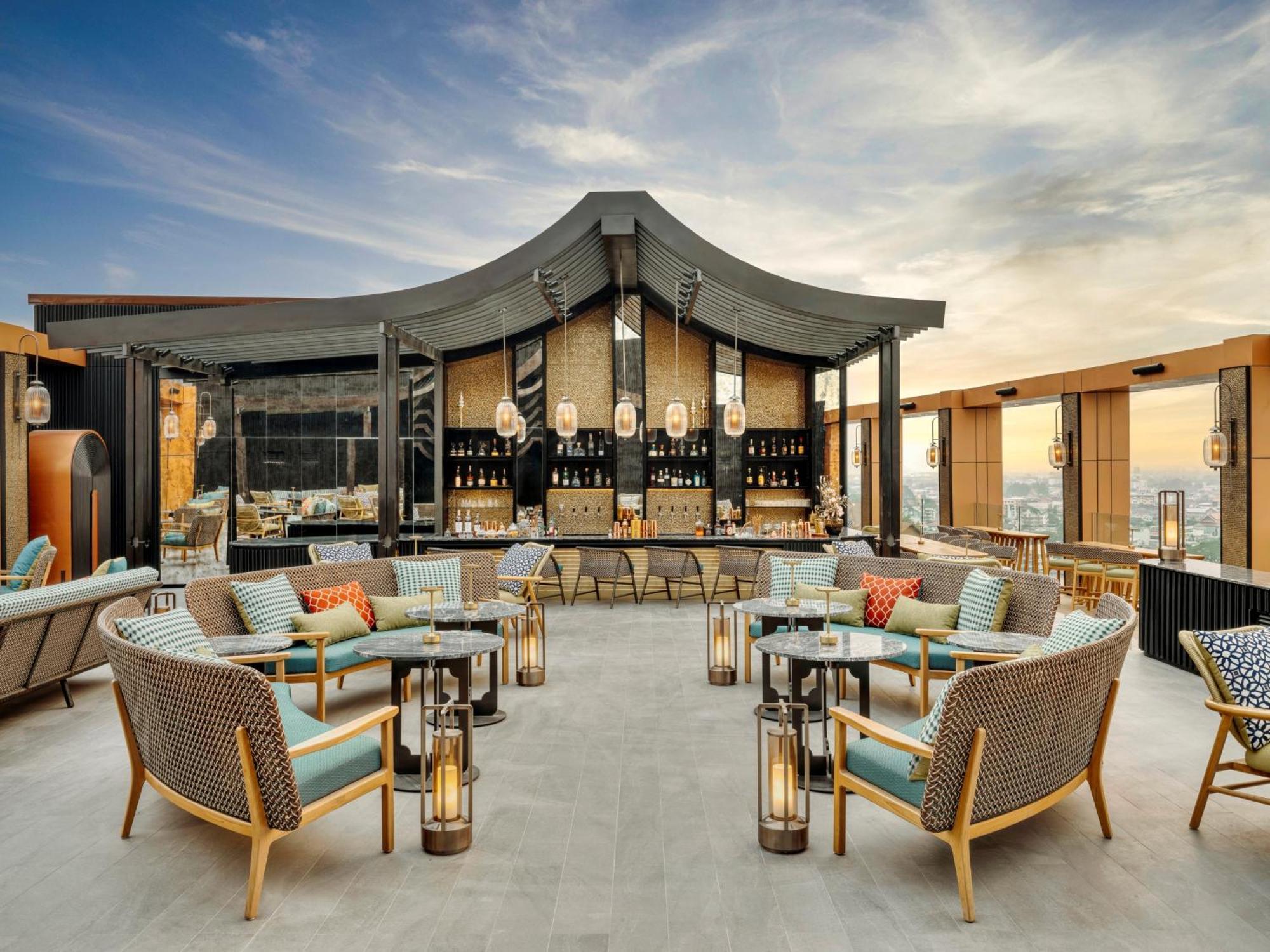 Отель Intercontinental Chiang Mai The Mae Ping Экстерьер фото